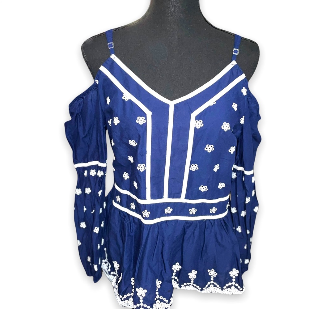 Blue and white Cut out shoulder Long sleeve tank top